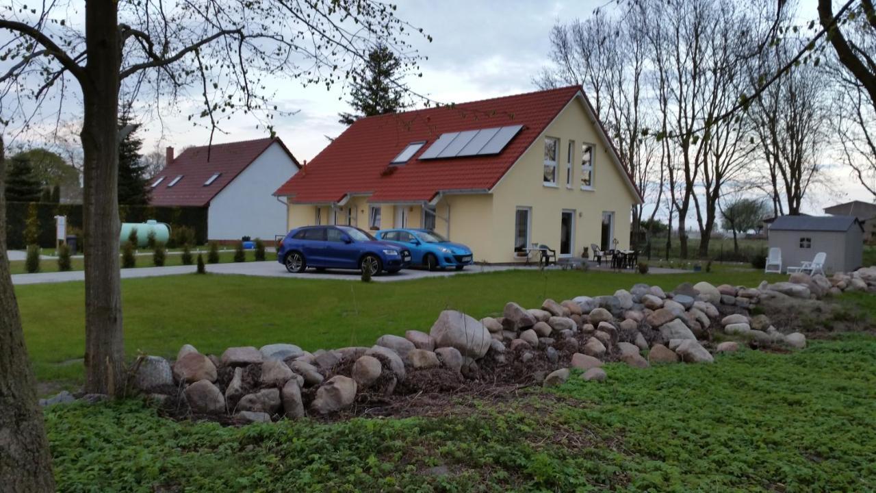 Da Ferienwohnungen Bargischow Eksteriør billede